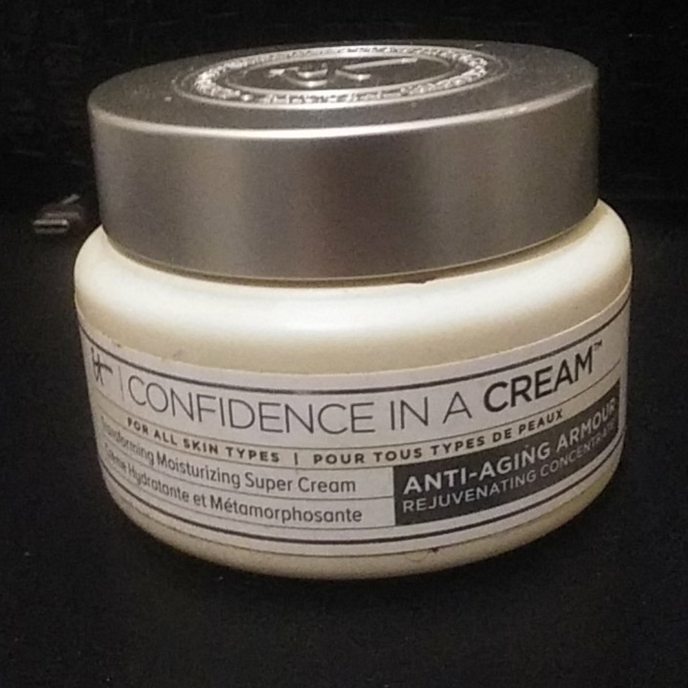 It Cosmetics Confidence In A Cream (Full Size Jar)